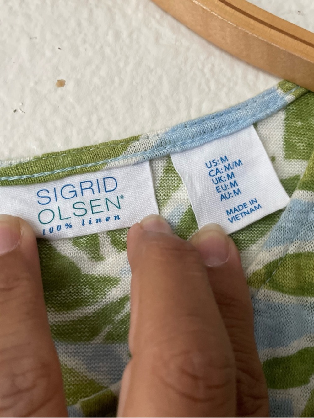 Signed Olsen Linen Tropical Top 100% linen - Picture 3 of 3